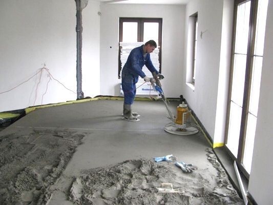 Стяжка підлоги машинним способом, гіпсова штукатурка