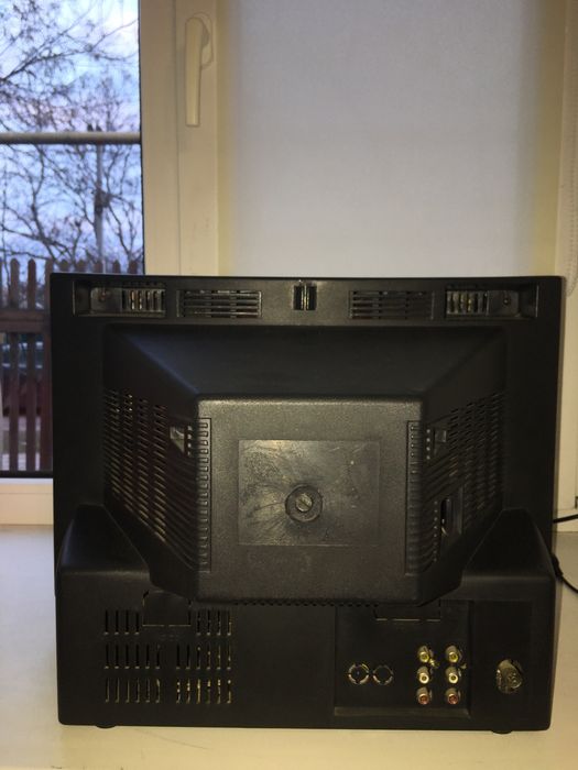 Простой надежный телик!