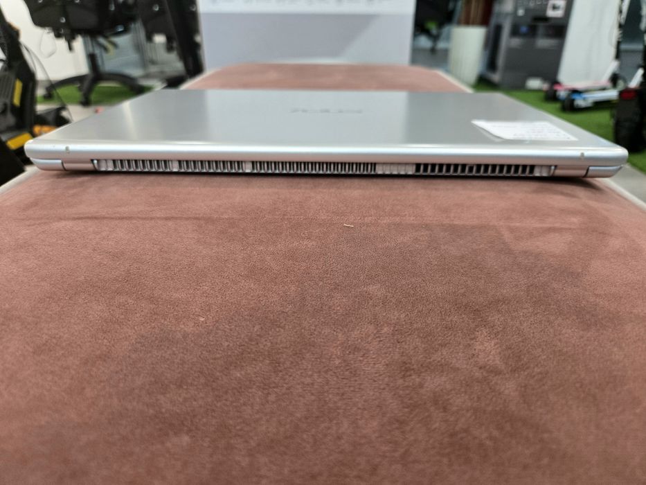 PC Portátil – ASUS  VivoBook F512J – 15,6” | Usado