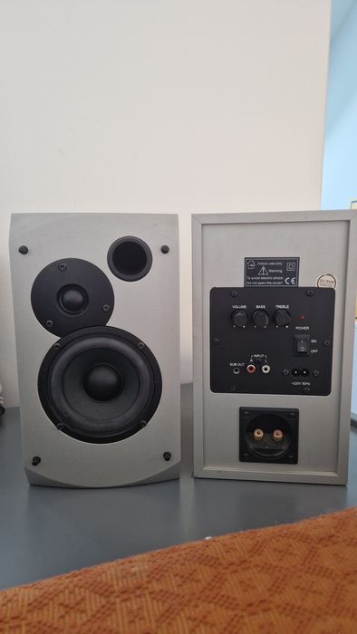 Głośniki stereo  aktywne