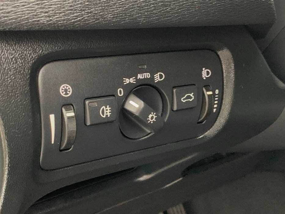 Volvo V40 2014 1.6 дизель