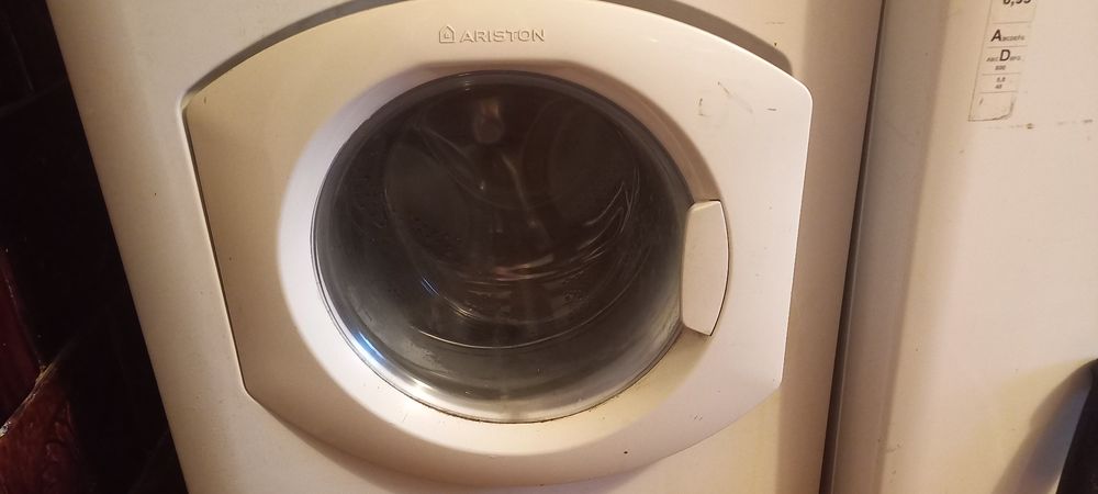 Дверцята стіральної машинки Ariston