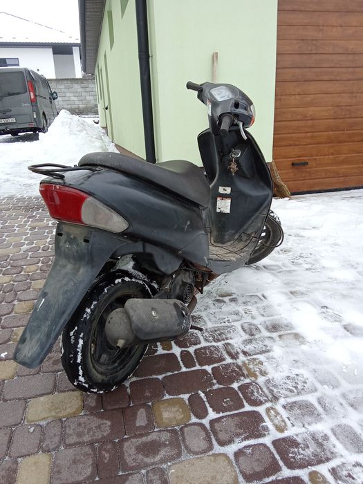 Продам мопед  Сузукі лет 2