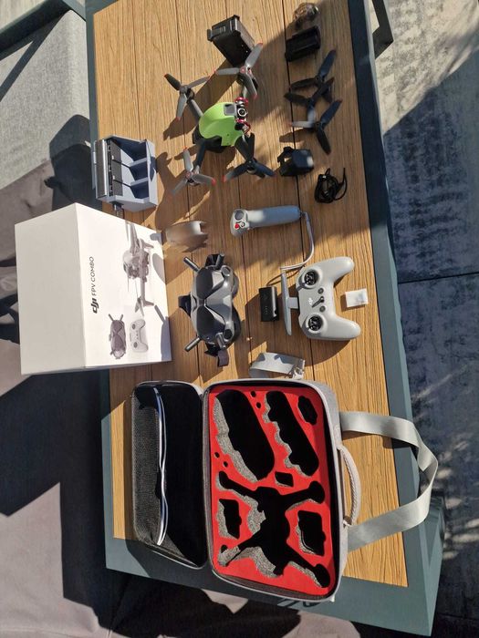 Sprzedam DJI FPV Combo | Gogle V2 | Kontroler + Motion Controller | Walizka