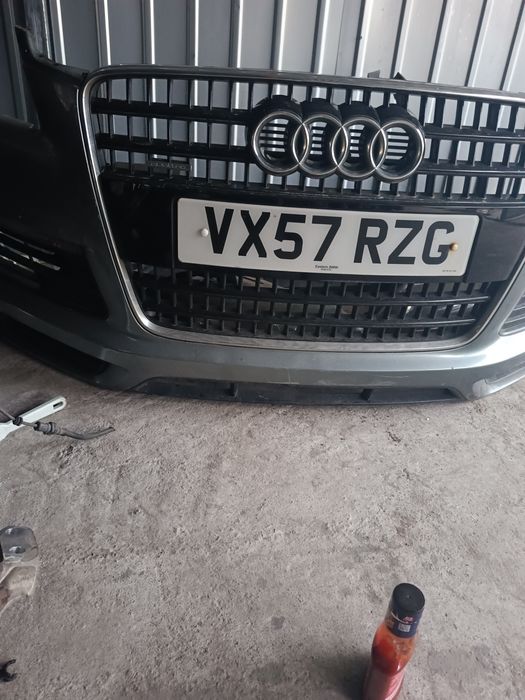 Zderzak przód kompletny audi Q7 4l