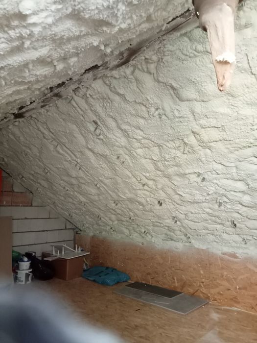 Ocieplenie pianą PUR, izolacje natryskowe