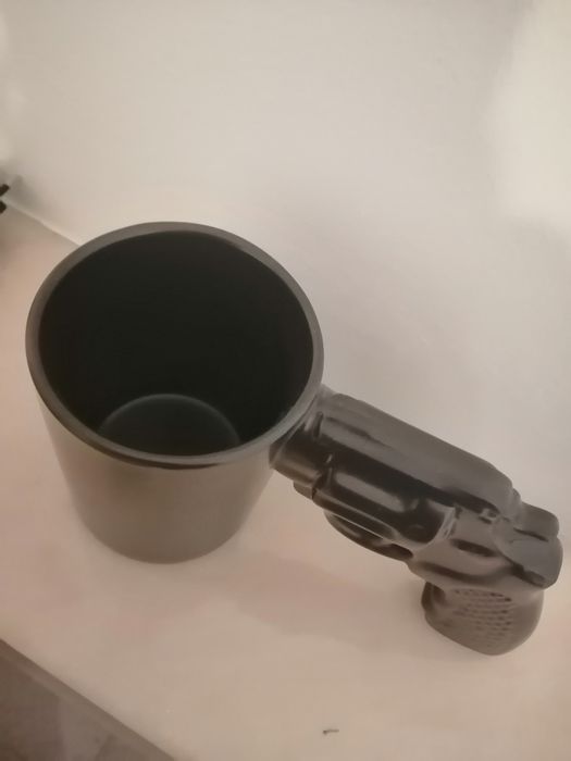 Caneca em forma de arma423324677455882241