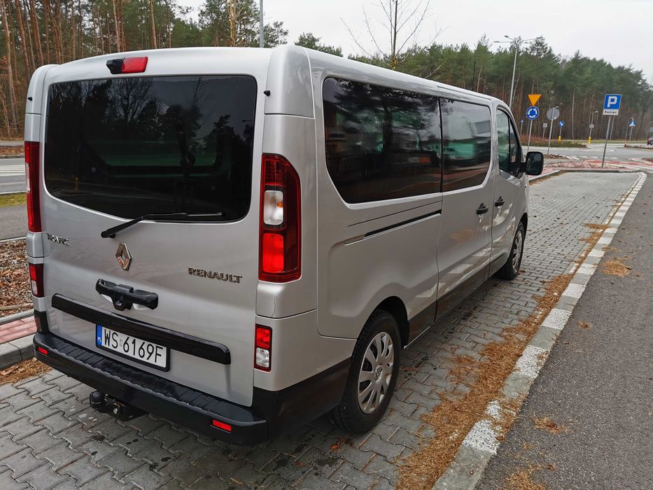 Renault Trafic 8 osób. zamiana W-wa
