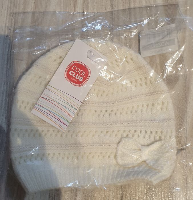 Czapeczka biała dla dziewczynki 40/42cm