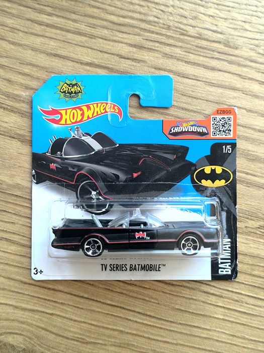 Hot wheels TV series batmobile 2016r