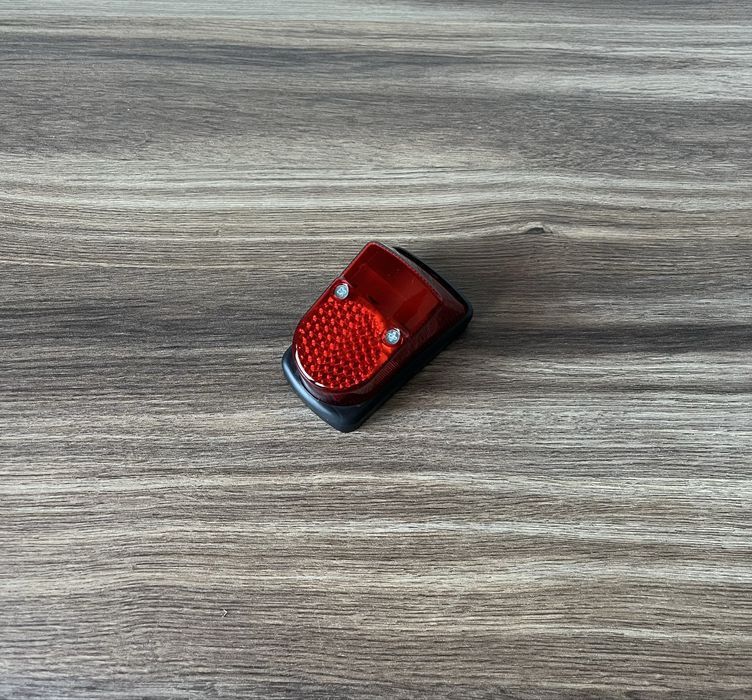 NOWA POLSKA lampa tył tylna OGAR 200 OGAR 205 MOTORYNKA komar kadet