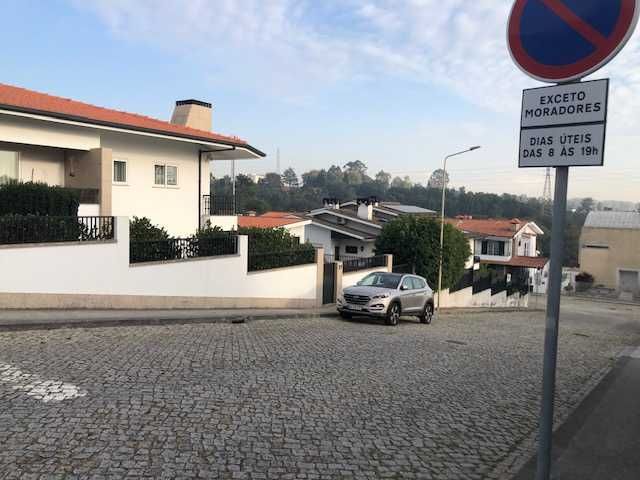 Excelente moradia completamente remodelada na Maia para arrendamento