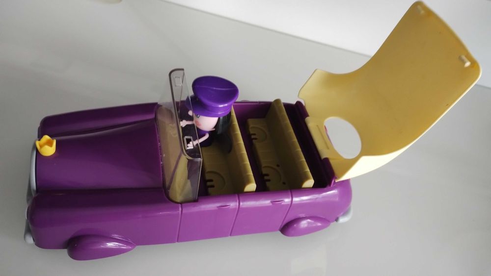 Małe królestwo Bena i Holly samochód Niania Śliwka