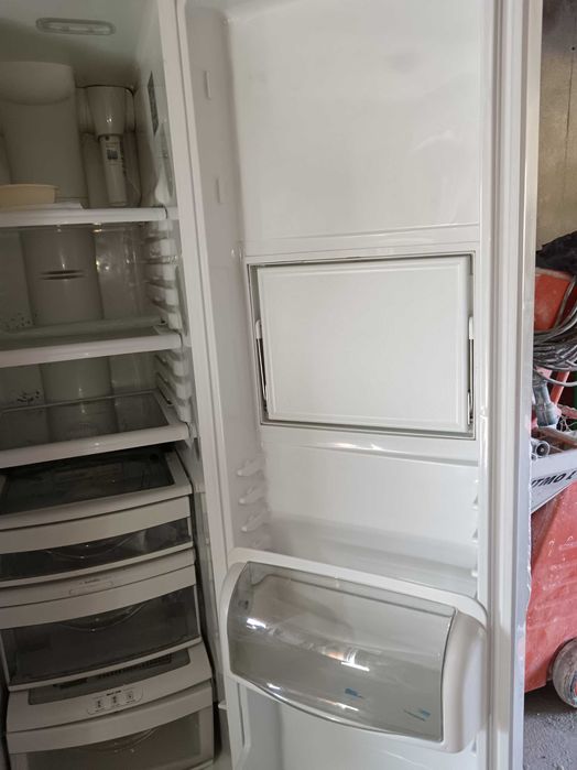 Frigorífico americano