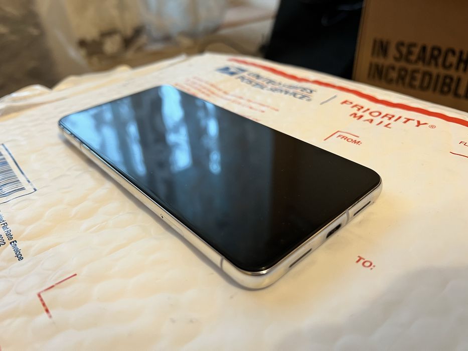Смартфон Google Pixel 8pro 12/128 gb softunlock  стан 9/10