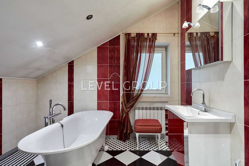 БЕЗ% Продам будинок 600 м2 36 соток Гатне Крюківщина авторський дизайн