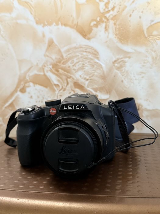 Фотоапарат Leica V-Lux 4 в ідеальному стані