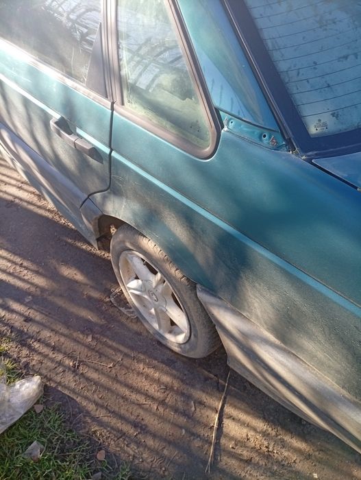 Продам Фольцваген пасат б3 1.8інжектор