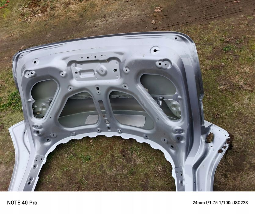 tesla model y klapa porywa bagażnika dual motor llu