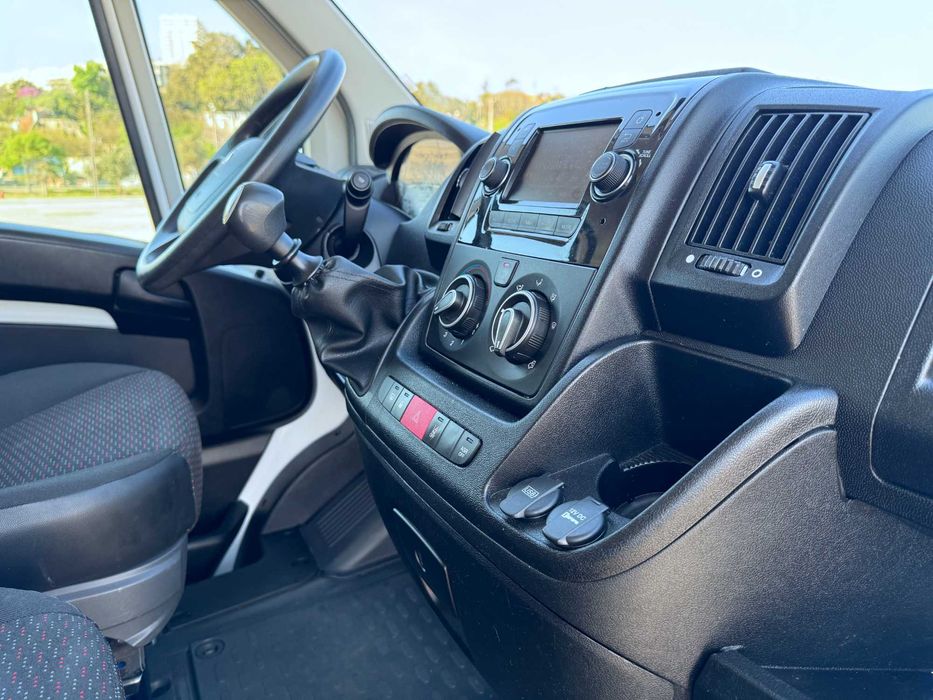Peugeot Boxer 2.2 BlueHDi 140cv 333 L2H2 GPS/AC