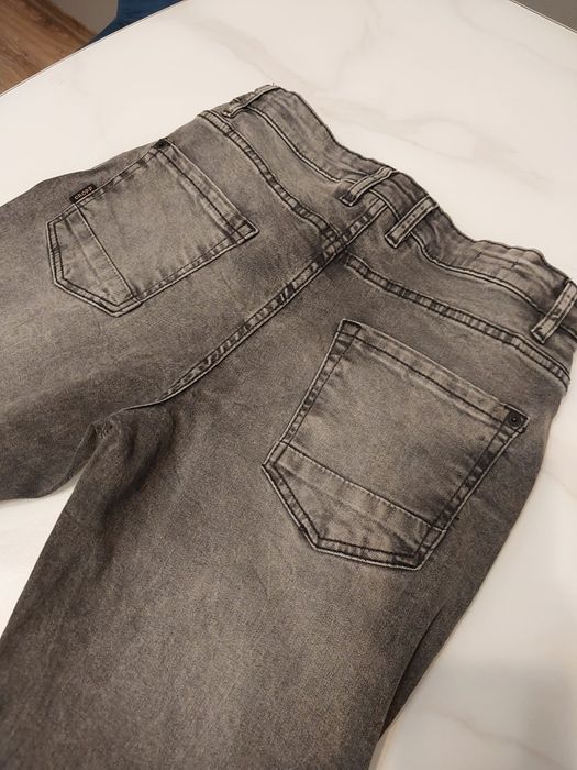 Spodnie cropp W28/L32