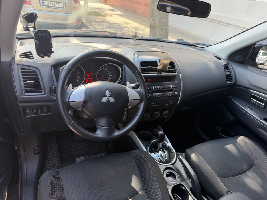 Mitsubishi ASX 2011