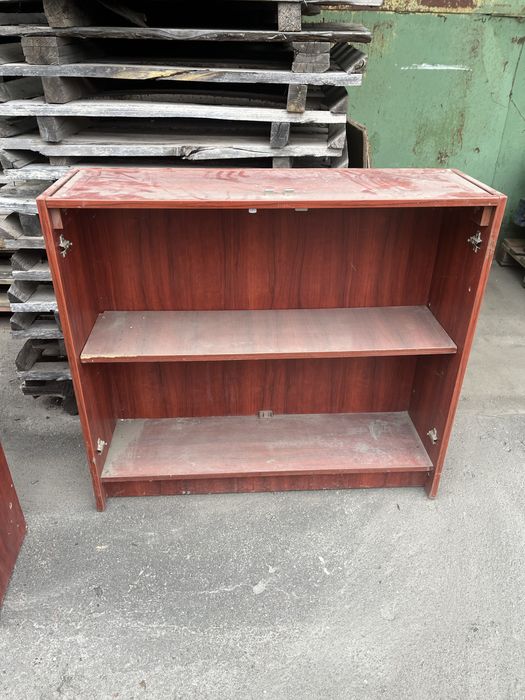 Полка деревяна на 4-5 полок , висота 160*70