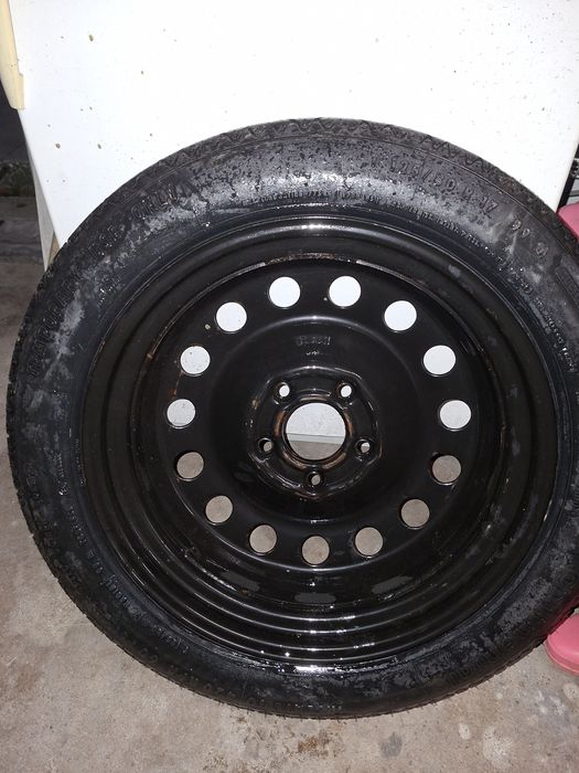 Pneu sobressalente e jante BMW e46