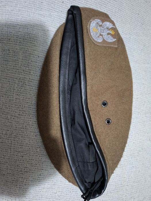 Beret Oliwkowy WOT rozmiar 57.