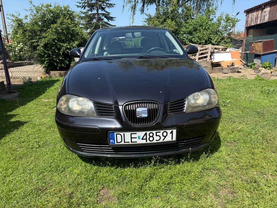 Seat Ibiza 1.2  benzyna  2003 rok 5 drzwi