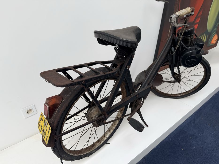 Vendo Solex , uma restaurada outra nao , sao 2 unidades