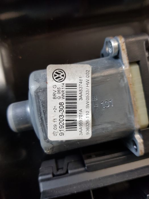 Podnośnik Szyby Lewy Przód + Głośnik + Silniczek Vw Passat B7 Kombi