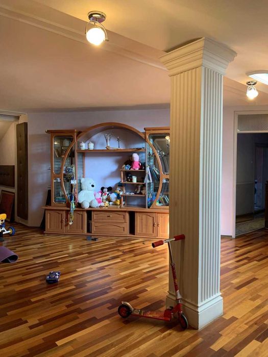 Продам квартиру 320 кв.м. в центре Одессы!