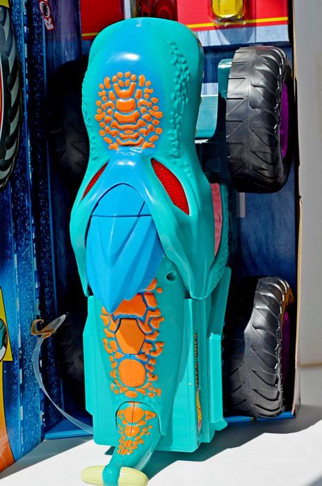 Набір автовоз Hot Wheels Monster Trucks Car Chompin Mega Wrex + одна маленька машинка Hot Wheels Мега Врекс автовоз великий динозавр крокодил
