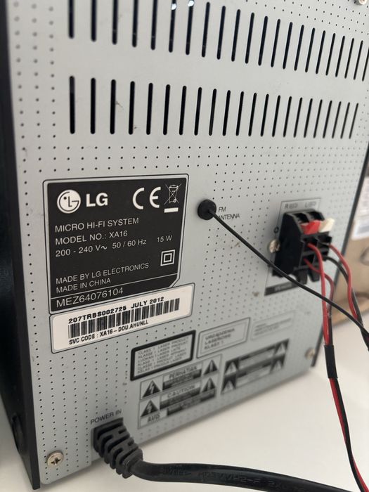 LG Micro Hi-Fi System XA16 + pilot – CD / USB / Radio FM / AUX