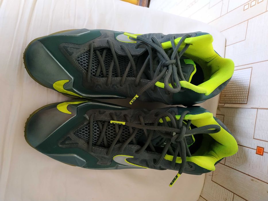 Кроссовки фірмові баскетбольні Nike LEBRON 11 'DUNKMAN' р-р 40 (25 см)