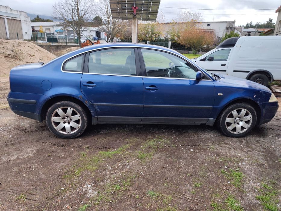 Volkswagen Passat 1.9 tdi 130 cv ASZ para peças ts Material disponível