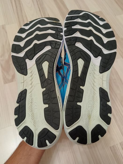 Продам кросівки Asics GT-2000 11 Island Blue/Indigo Blue