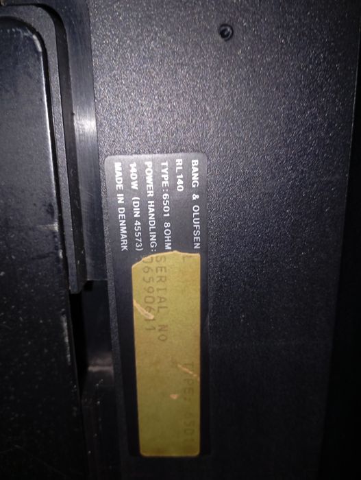 Par de colunas beovox RL140