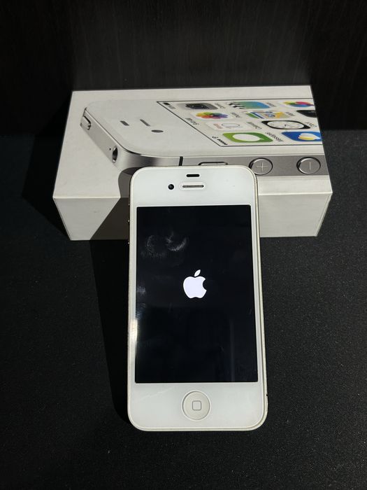 Apple iPhone  4S