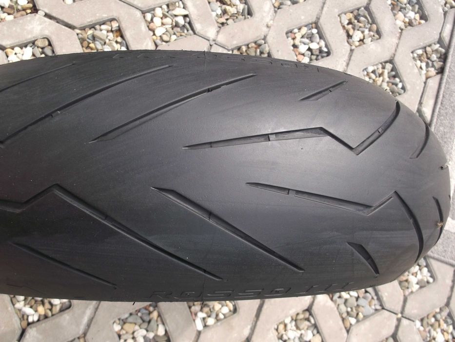 opona 180/55ZR17 Pirelli Diablo Rosso III dot5219 2,3mm