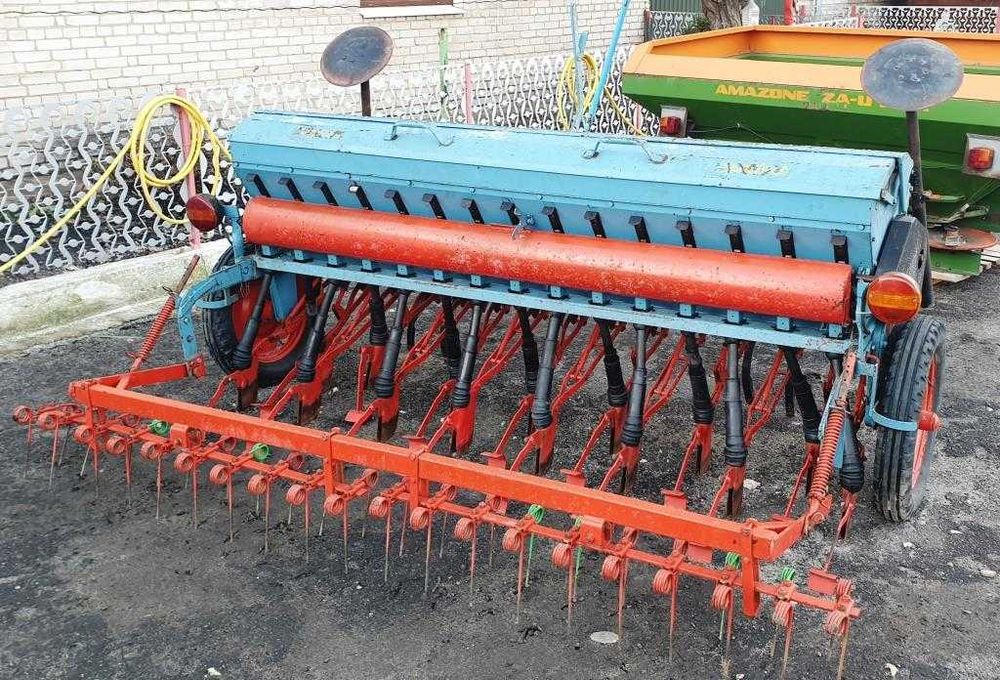 Сівалка навісна точного висіву Isaria (2.5м, 15ряд.)