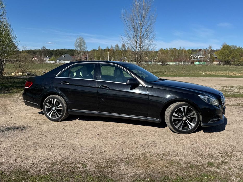 Mercedes-Benz E-Class 2013 W212 (FL)  •  350d BlueTEC G-tronic (252 к.с.) 4Matic  •  Base
