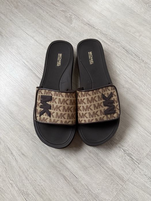 Шльопанці Michael Kors 39-40