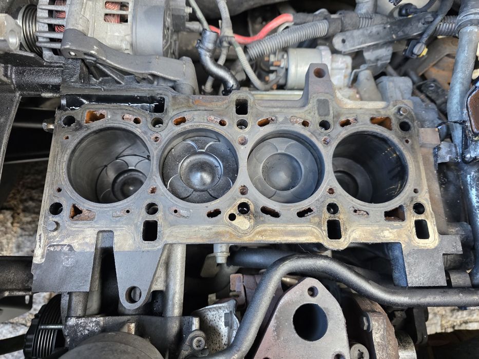 Corsa d 1 3 cdti avariado