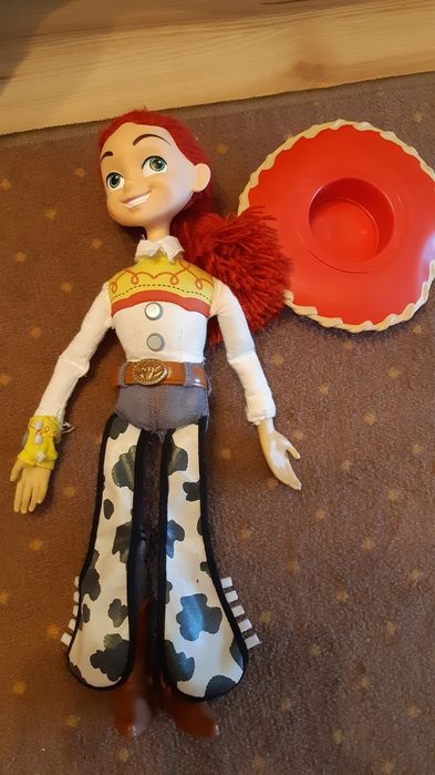 Lalka Jessie z Toy Story mówi po angielsku