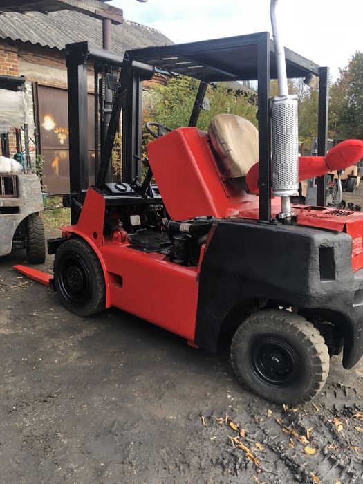 Погрузчик навантажувач 3т дизель