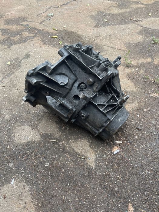 Кпп Peugeot 205 1,9 Пежо 205 коробка передач.