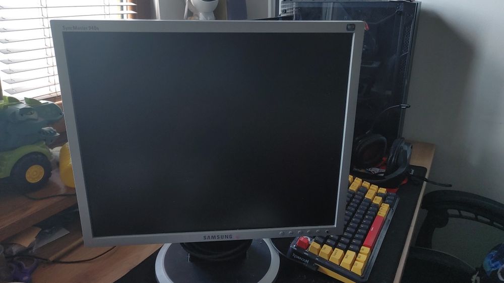 Samsung Sync Master 940N
