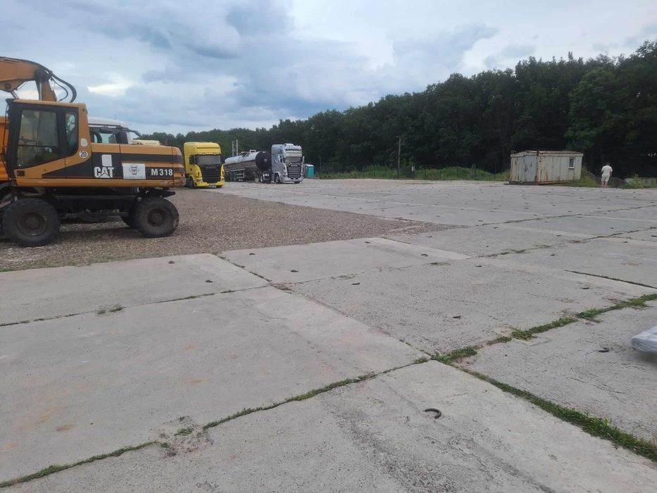 Здається ділянка у селі Давидів під оренду